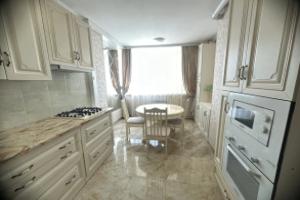 Apartment «Арт-апартаменты «ХОЛСТ»», Mineralnye Vody