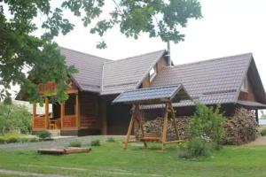 Izbushka na opushke Guest house, Braslav