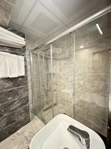 Mogons Exclusive - 56