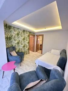 Mogons Exclusive - 57