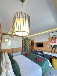 Mogons Exclusive - 73