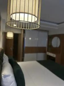 Mogons Exclusive - 72