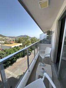 Mogons Exclusive - 79