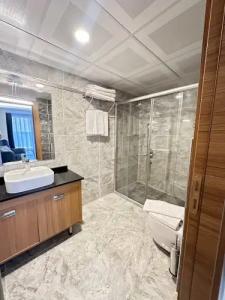 Mogons Exclusive - 70