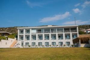 Life Point Hotel, Cesme