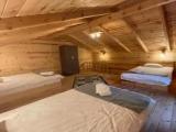 2 Bedrooms Chalet