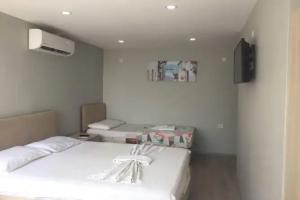 Selim Sultan Otel, Oezdere