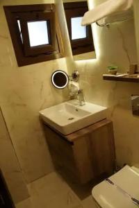 Room 23 - 110