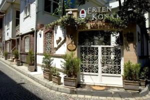 Erten Konak, Istanbul
