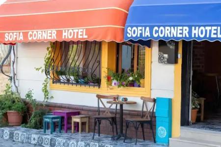 Sofia Corner - 44