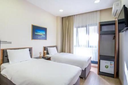 Campus Boutique - 109