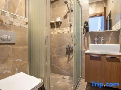 Campus Boutique - 97