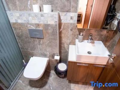 Campus Boutique - 117