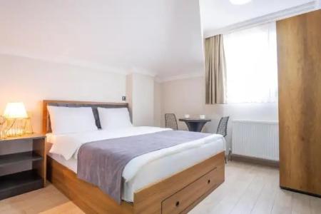 Campus Boutique - 67