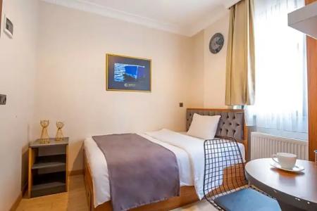 Campus Boutique - 81