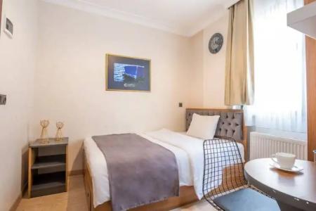 Campus Boutique - 78