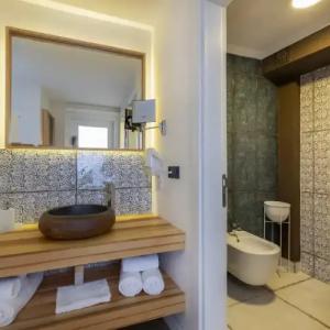 Ece Marina Suit - 103