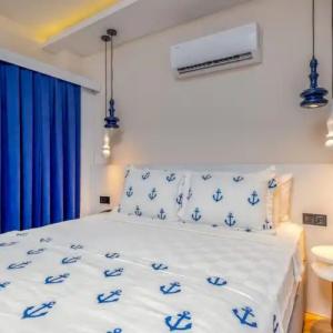 Ece Marina Suit - 112