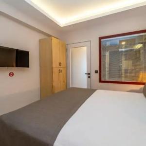 Ece Marina Suit - 61