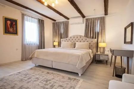 The Flag Suites - 80