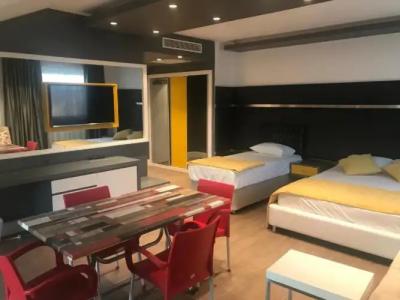 Oyster Boutique - 74