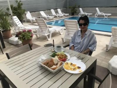 Oyster Boutique - 73