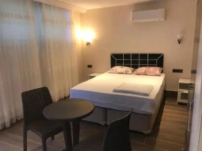 Oyster Boutique - 55