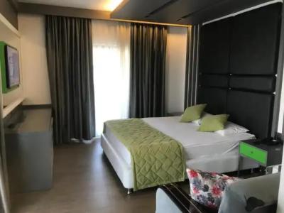 Oyster Boutique - 58