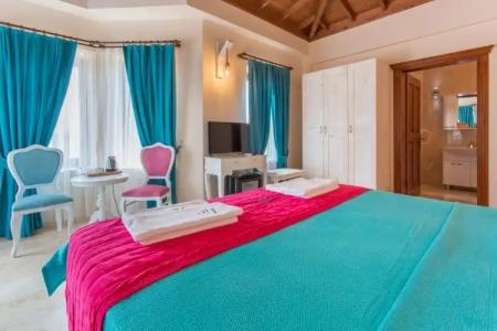 Hillcity - Adults Only - 80