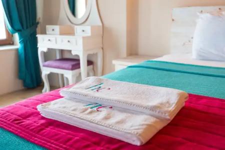 Hillcity - Adults Only - 95