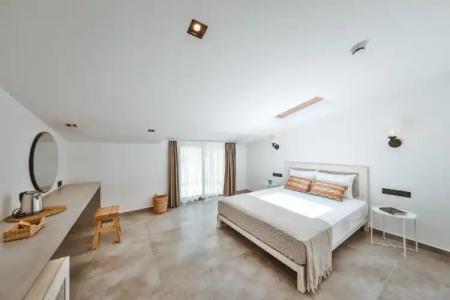 Carruba Boutique - 101