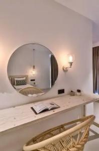 Carruba Boutique - 107