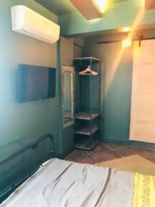 Sunset Boutique - 48