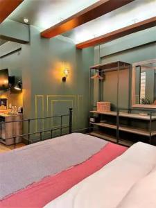 Sunset Boutique - 69