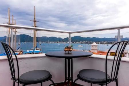 Sunset Boutique - 86