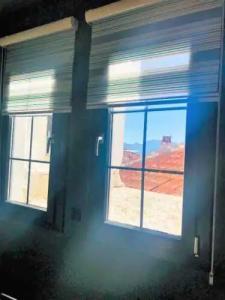 Sunset Boutique - 53