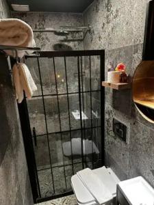 Sunset Boutique - 129