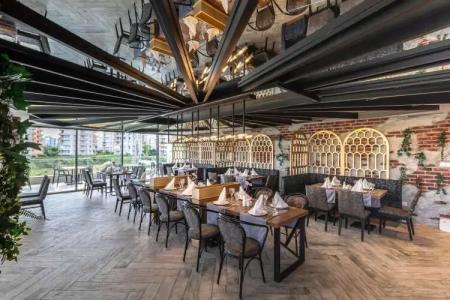 Greenwood Suites Resort - 11