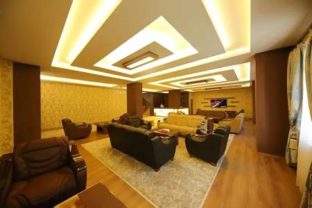 Taht Palace - 12