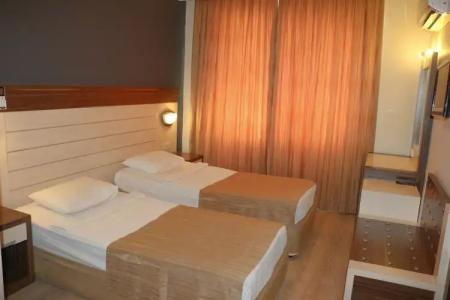 Hawaii Suite Beach - 73