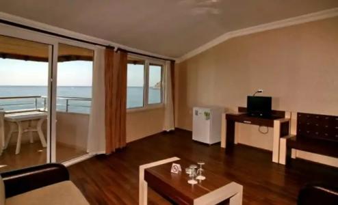 Hawaii Suite Beach - 59