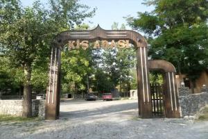 Kish Adasi (Kish Island), Sheki