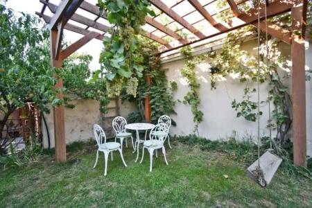 Villa in Nork - 86