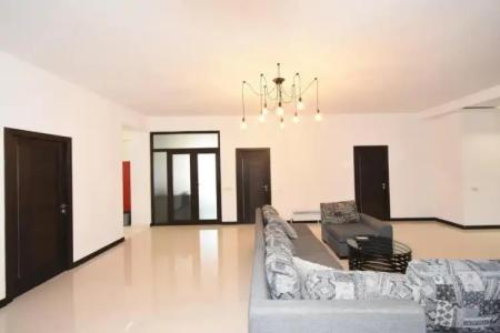 Villa in Nork - 92