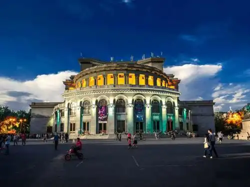 Globus hostel &Tours - 24