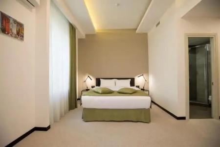 AnnaBella Boutique - 34