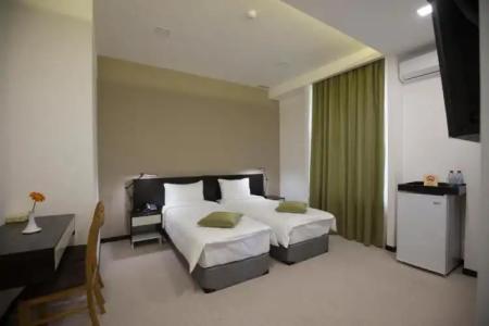 AnnaBella Boutique - 23