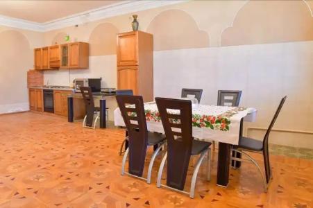 Goldway Hostel And - 17