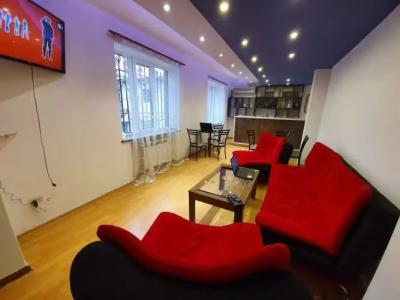 Doss and Hostel - 10