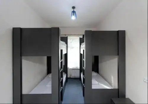 Oh La La Hostel and Tours - 1